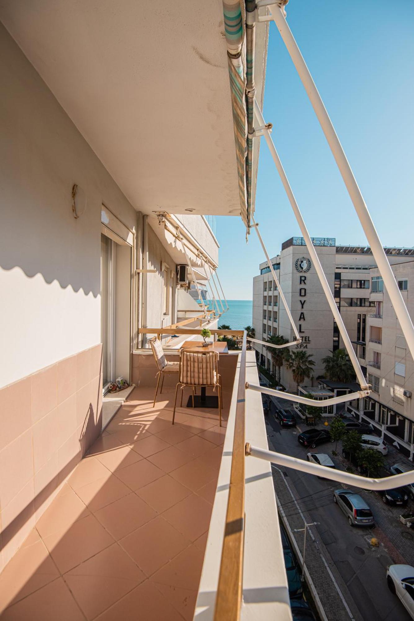 Vivi'S Seaside Apartment Durrës 外观 照片