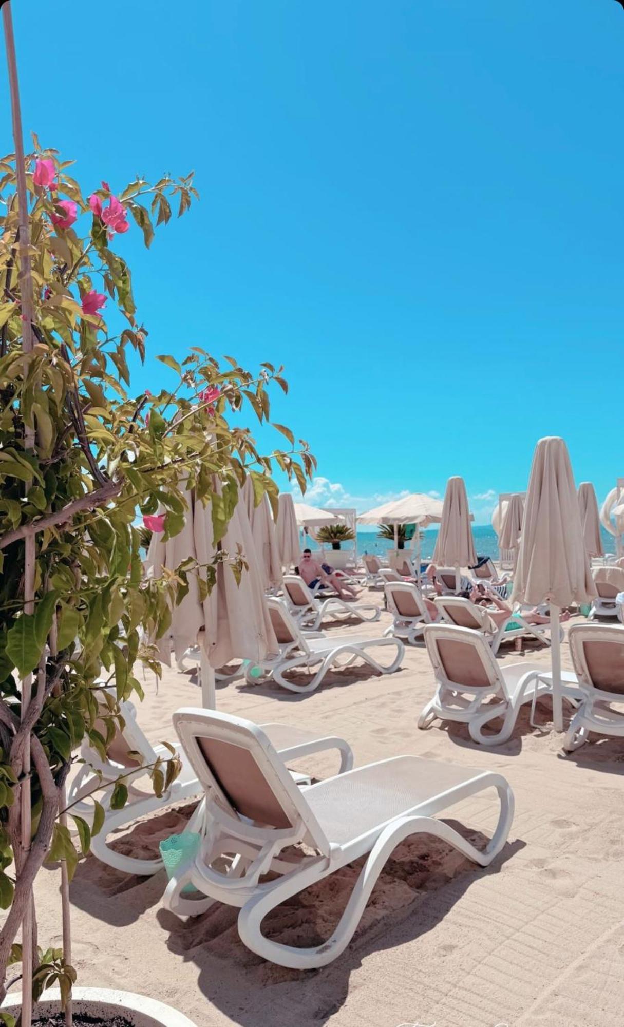 Vivi'S Seaside Apartment Durrës 外观 照片